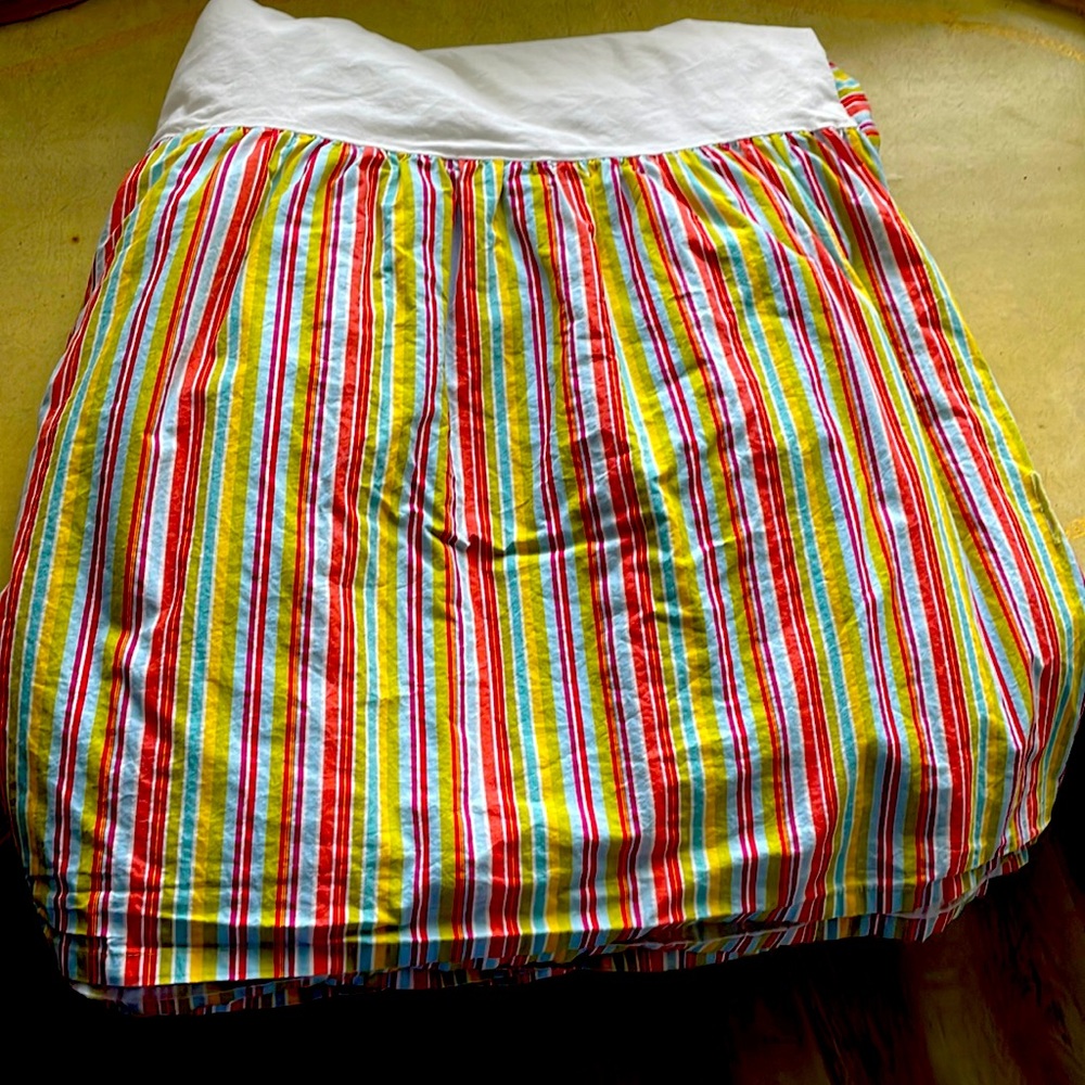 Garnet Hill striped double bed bed skirt